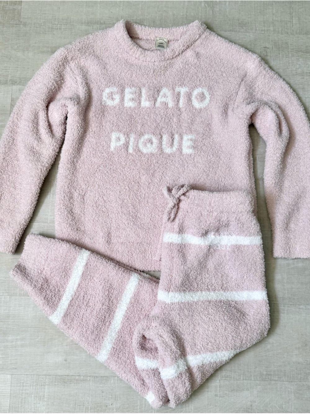 Gelato Pique Women's Pink Cozy Fleece Pajama Set One Size